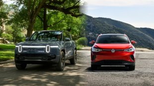 Бъдещите VW, Audi и Porsche ще използват американски софтуер