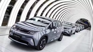 Как Кларксън и Мей предсказаха китайското нашествие