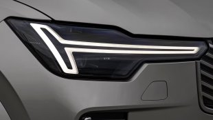 Ново XC90 с ДВГ ще спасява Volvo