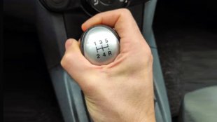 Защо ръчните скорости ще оцелеят