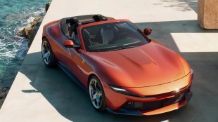 Най-евтиното Ferrari вече е без покрив