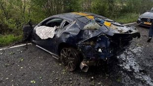 Ferrari за 2 милиона долара беше съсипано при катастрофа