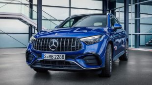 Mercedes отзовава над 310 000 коли заради дребен дефект