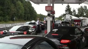 Вижте най-култовата бензиностанция в света
