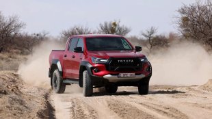 Toyota изведнъж се притесни за оцеляването си