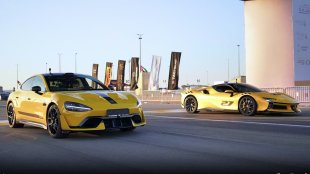 Китайски суперседан изпревари Ferrari за 700 000 евро