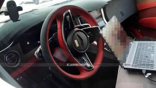 Електрическият кросоувър на Bentley ще повтаря Porsche Cayenne 