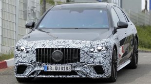 Какво да очакваме от обновения Mercedes-AMG S63