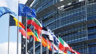 Официално: ЕС се отказва от забраната на ДВГ през 2035