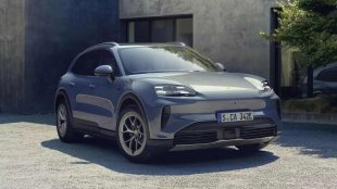 Електрическият Porsche Cayenne получи версия с 666 коня