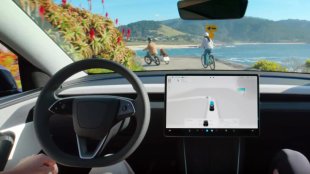 Автопилотът носи на Tesla носи десетки милиони долари печалба