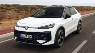 VW T-Roc R ще вдига 100 км/ч за по-малко от 5 секунди