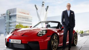 Porsche ще съкрати 40% от шефовете и ще вдигне цените