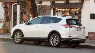 Крадец отмъкна Toyota два пъти от един и същ сервиз