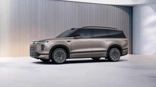 Volkswagen показа огромен хибриден кросоувър