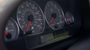 Колко от BMW-ата на старо са с превъртян километраж 