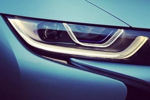 BMW подхвана Audi в Twitter