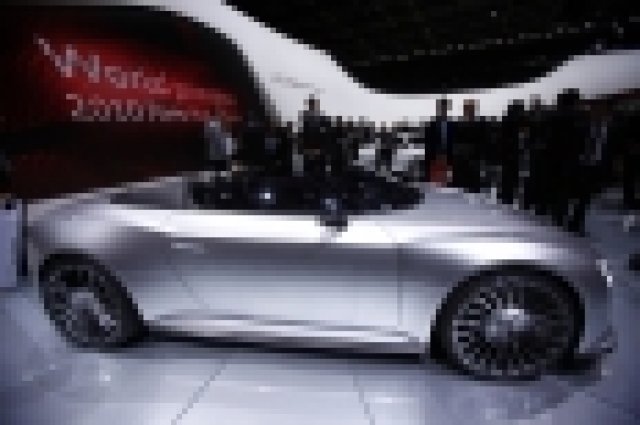 Представиха Audi e-tron Spyder