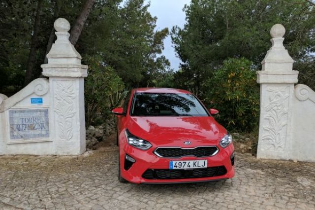 Запетайката променя всичко: тестваме новата Kia Ceed