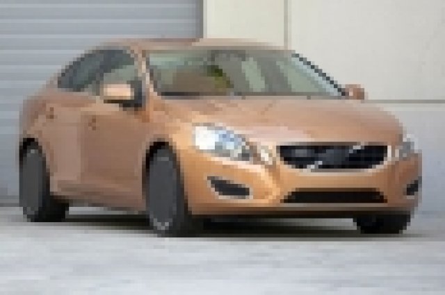 Volvo S60 без маскировка