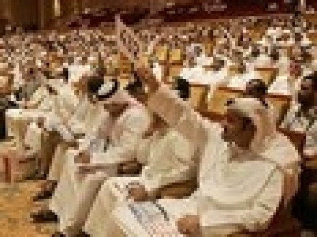 Търг за регистрационни табели носи 11 милиона долара