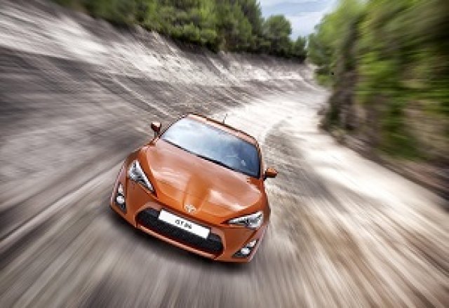 Toyota разработва по-мощен двигател за GT 86