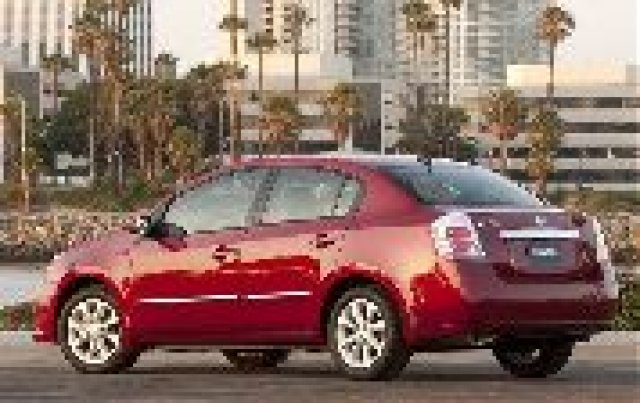 Nissan пуска модернизирана Sentra