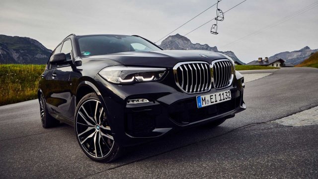 BMW X5 се превърна в бърз и
