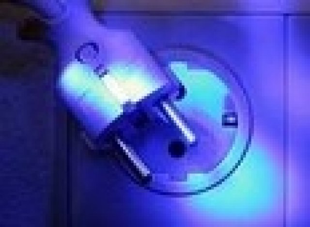 Volt се качва на конвейра - Hummer излита?