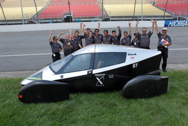 Обещаха $1 млрд. за автомобил, харчещ  2.4 л/100 км