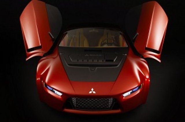 Mitsubishi Evo се изправя срещу Nissan GT-R