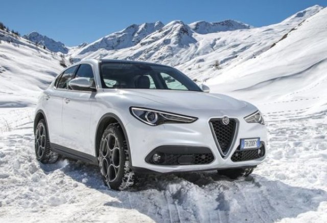 Alfa Romeo вкарва двата си най-нови модела в сервизите
