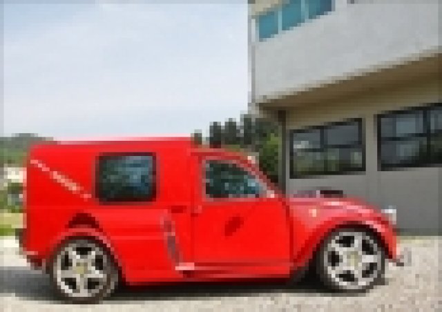 Ferrari 2CV?!