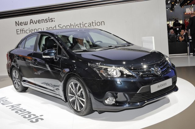 Новият Avensis на Toyota