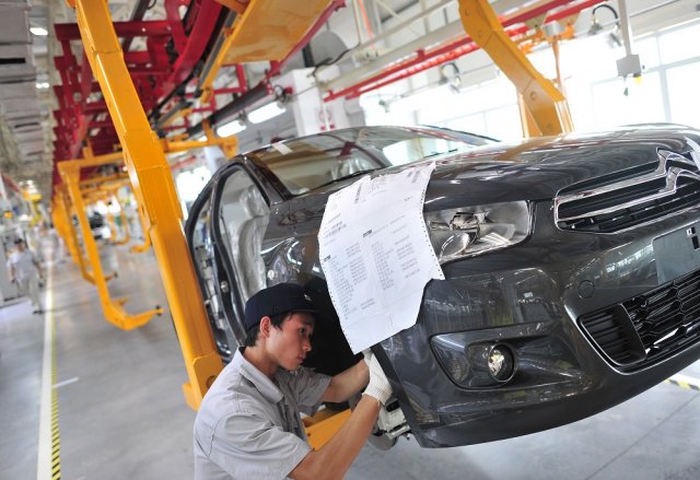 Китайци предлагат $1.63 млрд. за 1/3 от PSA Peugeot Citroen