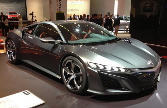 Новата Honda NSX - с качества като Ferrari, на цената на Porsche