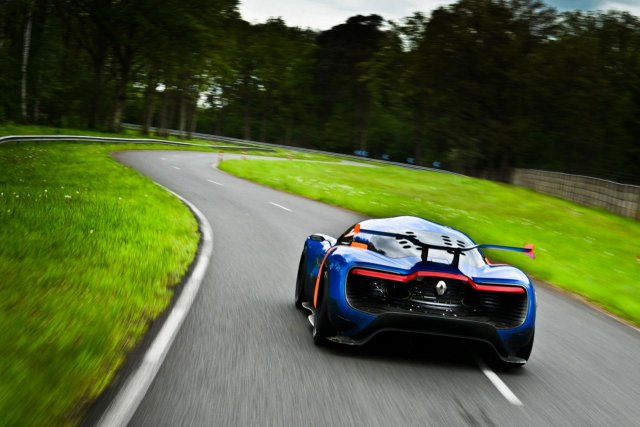 Renault и Caterham с общи спортни автомобили