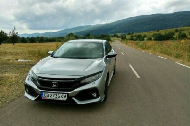 Винаги вярна: тестваме новата Honda Civic