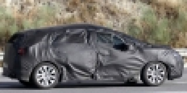 Citroen ще пусне и C4 Комби