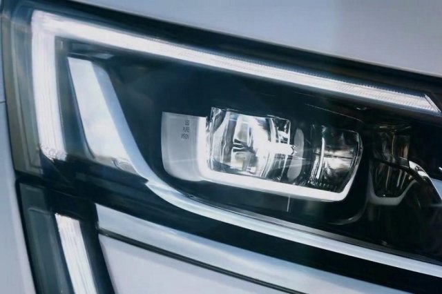 Първи поглед към големия SUV на Renault