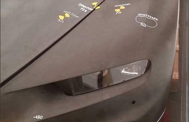Заснеха новото Bugatti преди краш-тест