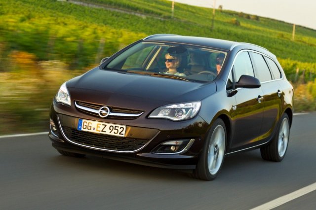Opel Astra получи нов двигател и IntelliLink 
