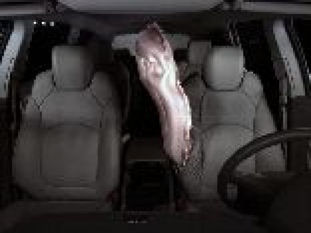 GM обгръща шофьора с въздушни възглавници (Видео)