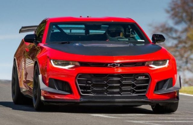 Chevrolet Camaro ZL1 1LE се представи блестящо на „Нюрбургринг” (ВИДЕО)