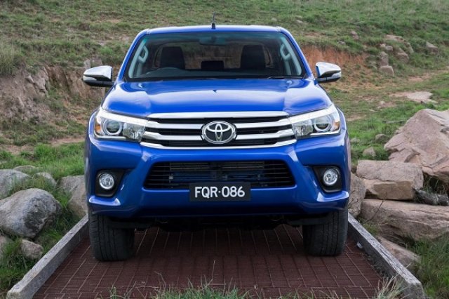 Toyota преобрази Hilux