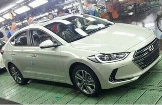 Eто го и серийният Hyundai Elantra