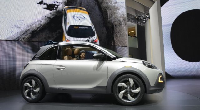 Opel ще прави кросоувър версия на Adam