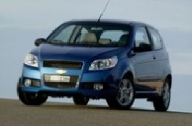 Chevrolet пуска Aveo с три врати