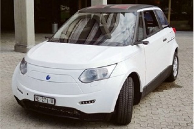 Производител на часовници направи автомобил на водород