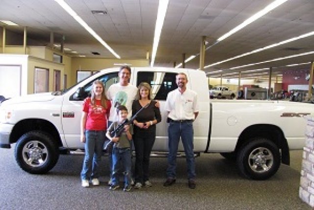 Купуваш пикап, дават ти пушка